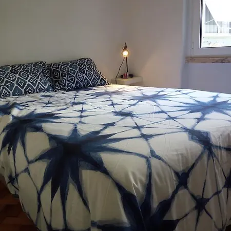Good Vibes On Principe Real Apartman